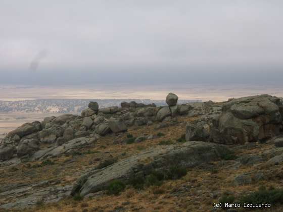 Solosancho: Berrocal - Graben del Valle de Amblés al fondo