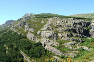 Valverde de los Arroyos: Anticlinorio de Galve