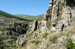 Valverde de los Arroyos: Anticlinorio de Galve