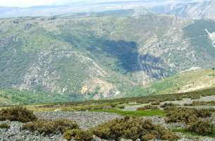 Valverde de los Arroyos: Anticlinorio de Galve