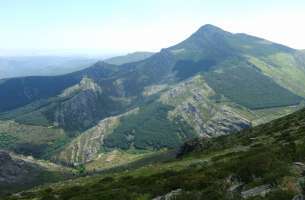 Valverde de los Arroyos: Anticlinorio de Galve