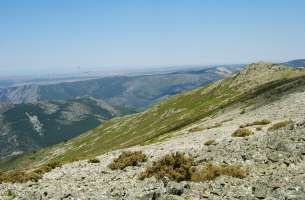 Valverde de los Arroyos: Anticlinorio de Galve