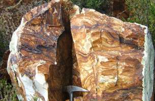 Valverde de los Arroyos: Anticlinorio de Galve