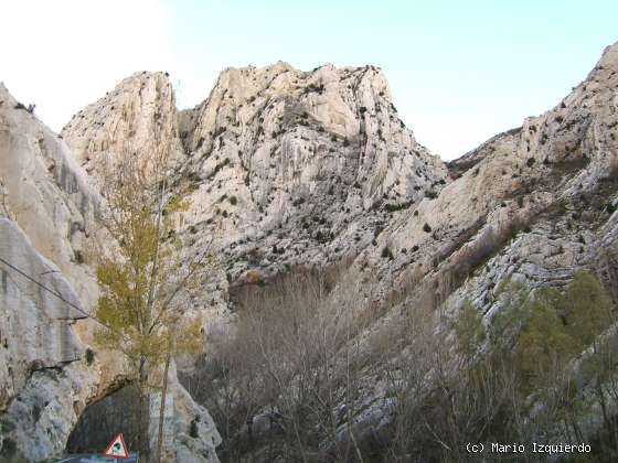 Aliaga - Parque Geológico